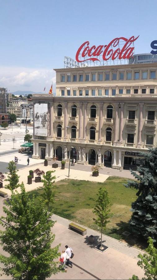 Skopje Plaza Apartment Bagian luar foto