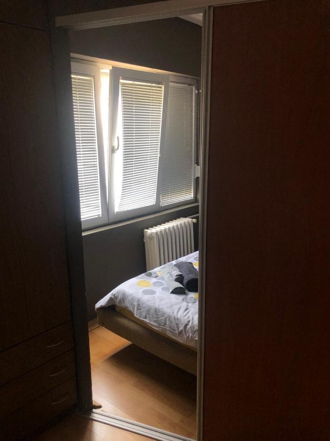 Skopje Plaza Apartment Bagian luar foto