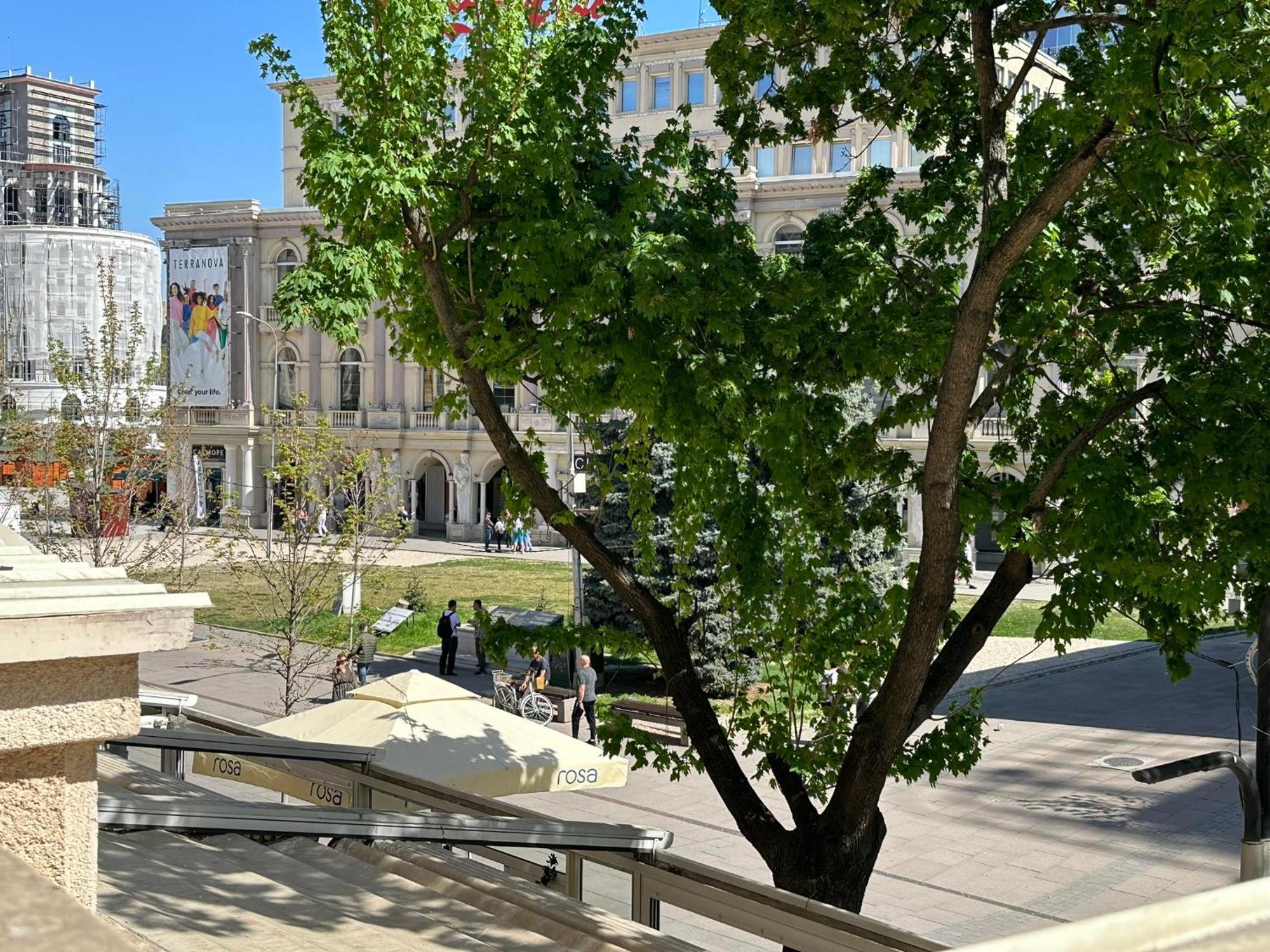 Skopje Plaza Apartment Bagian luar foto