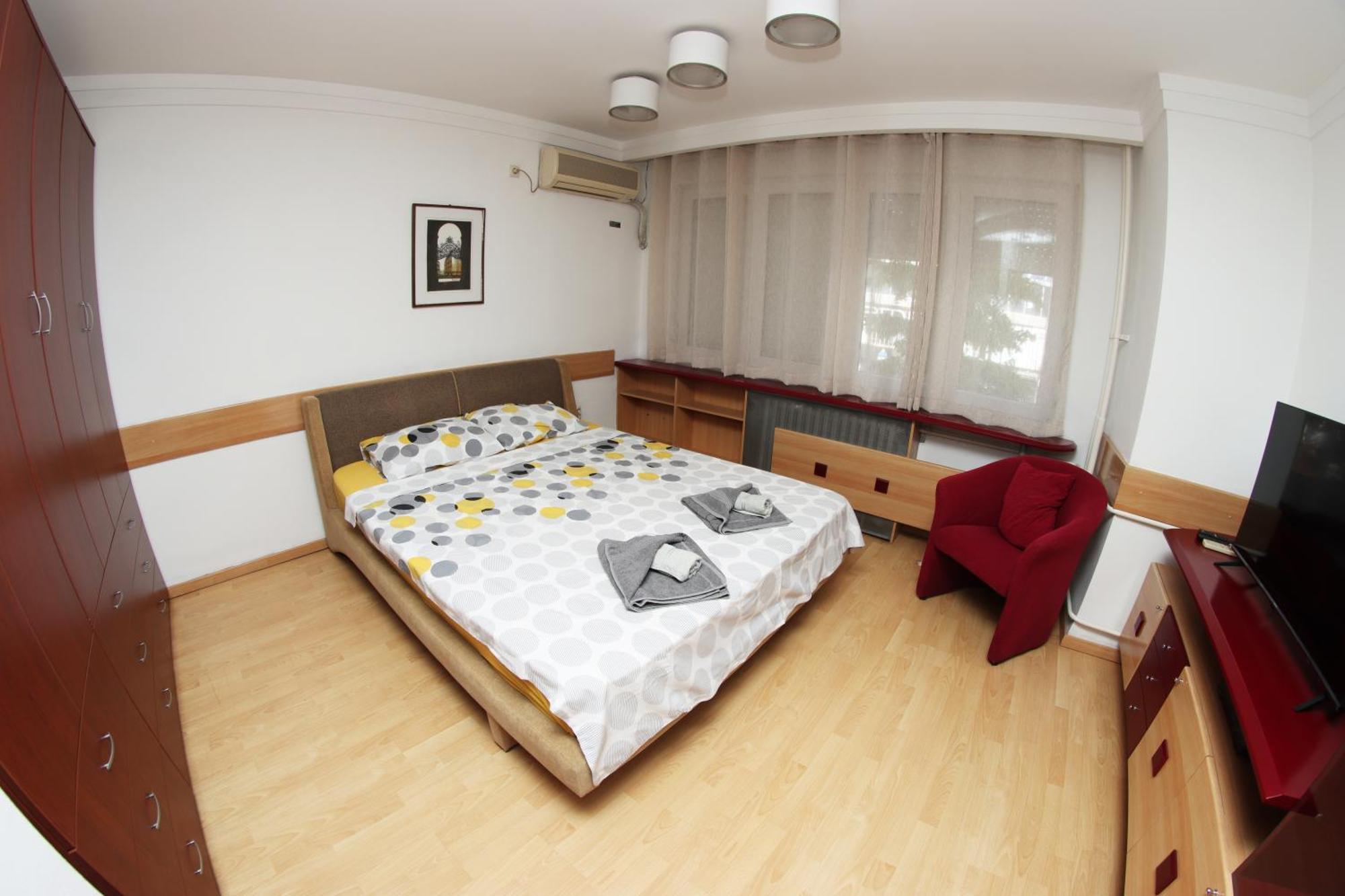 Skopje Plaza Apartment Bagian luar foto