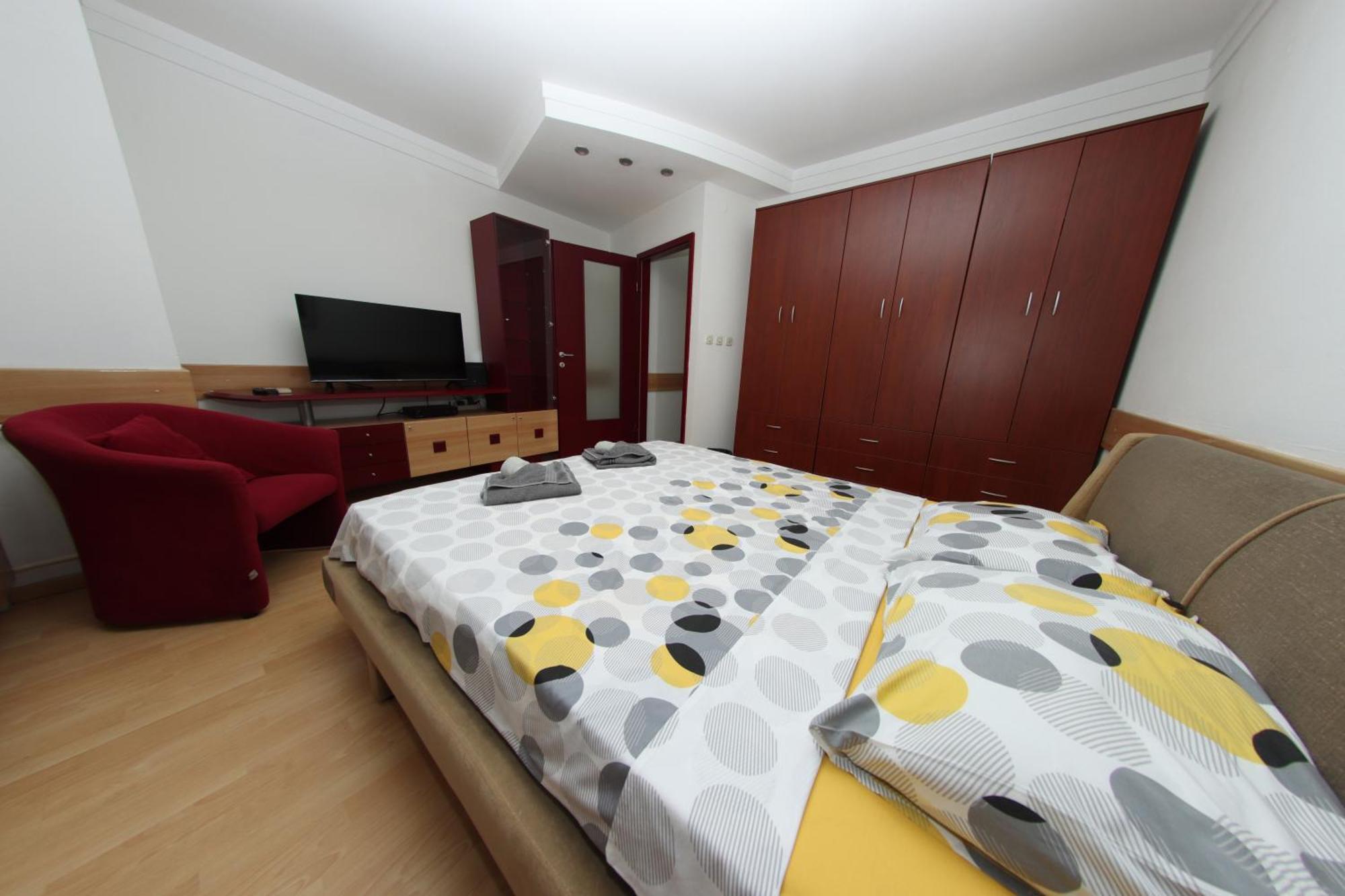Skopje Plaza Apartment Bagian luar foto